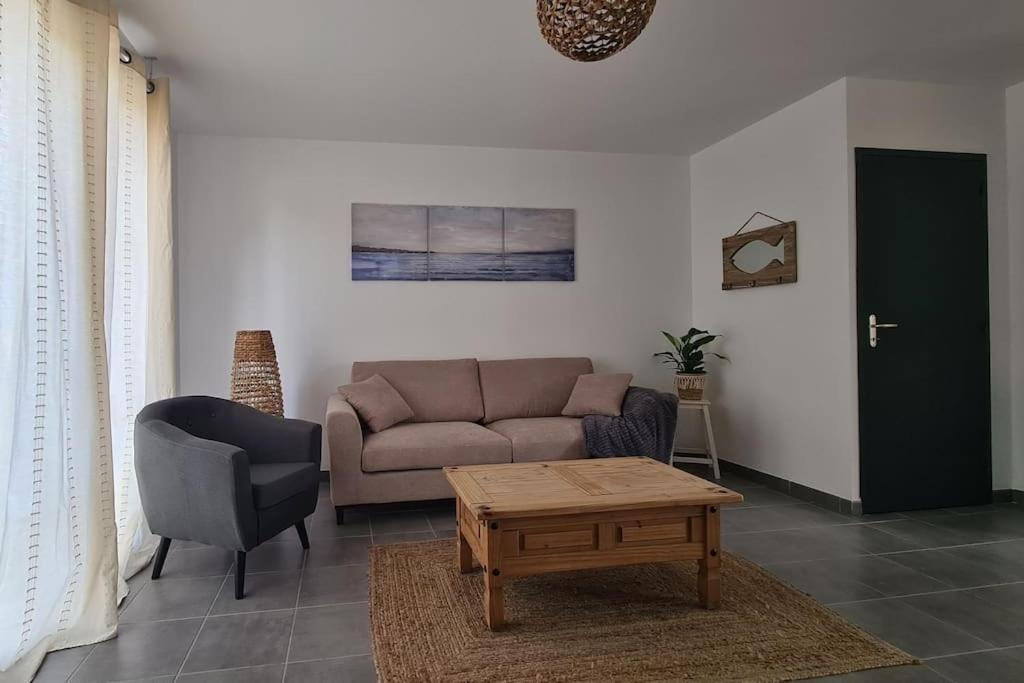 Maison Neuve - Ty Thuya - 4 Personnes Сен-Мелуар-дез-Онд Екстер'єр фото